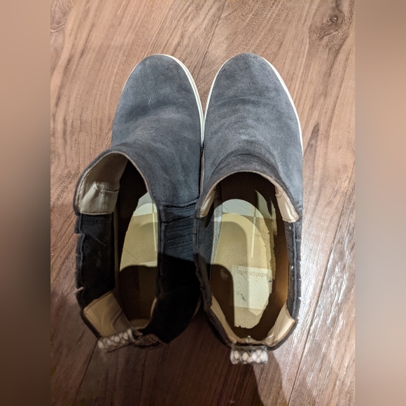 Dolce Vita - Wylee Slip On Wedge Chelsea Bootie Sneakers - Size 7.5 (Grey Suede) - Picture 9 of 16